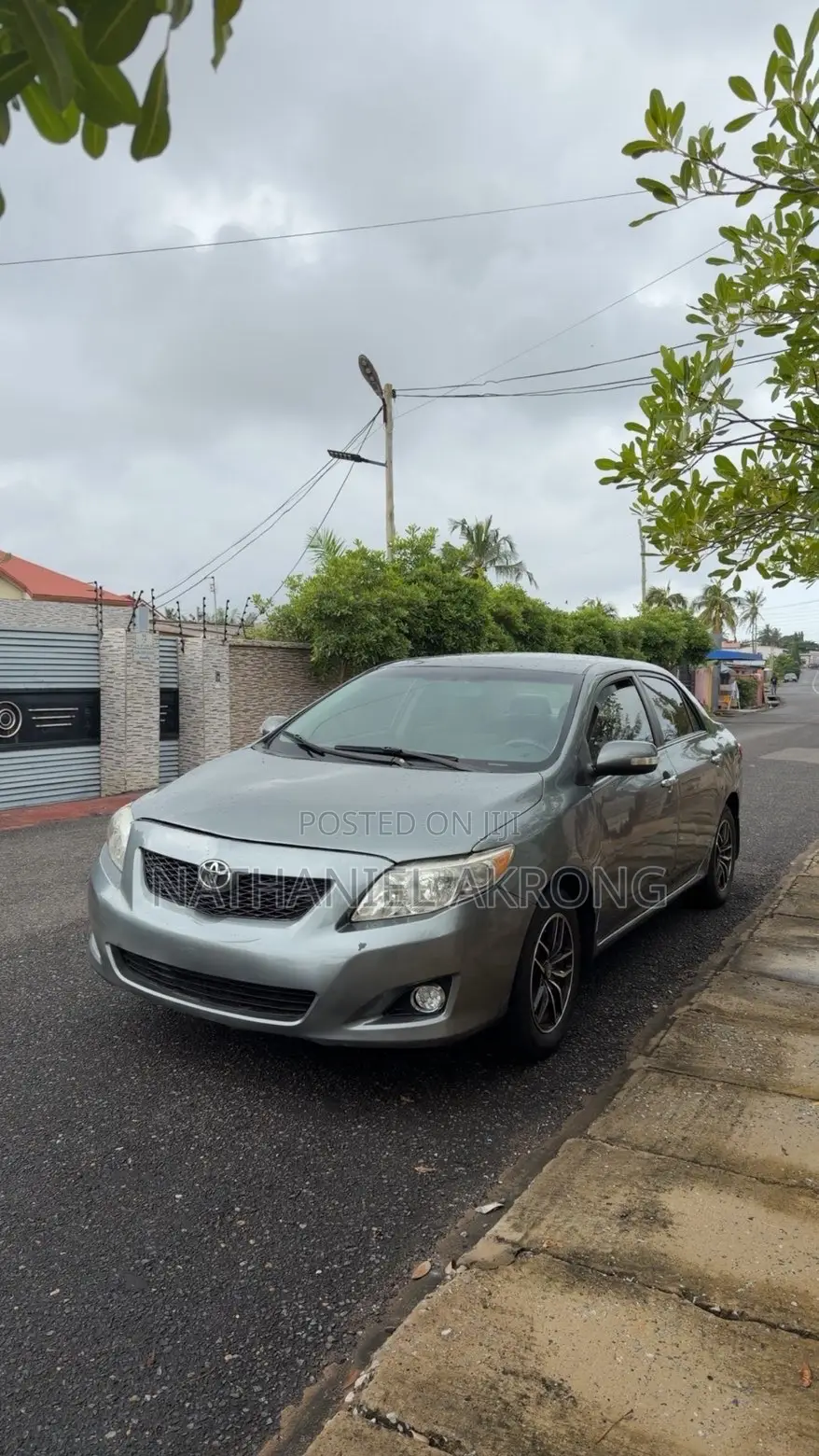 Toyota Corolla 2010 Silver