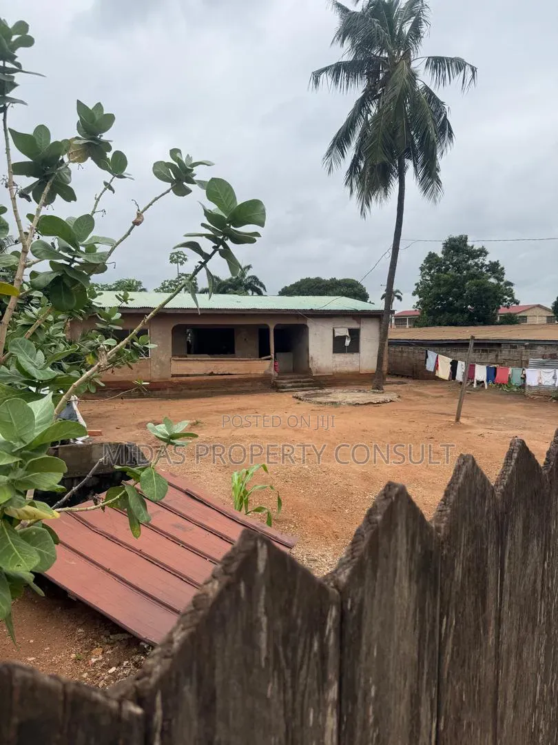Title and Free Hold Land for Sale at Kaneshie