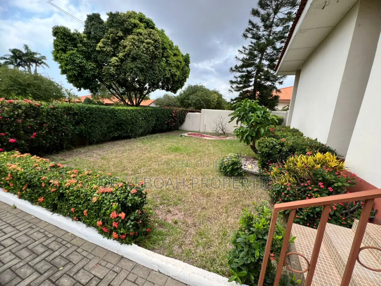 3bdrm Bungalow in Spintex, Regimanuel Gray Estates for sale