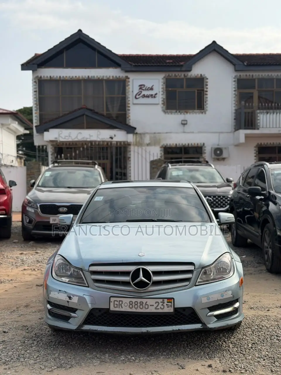 Mercedes-Benz C250 2013 Blue