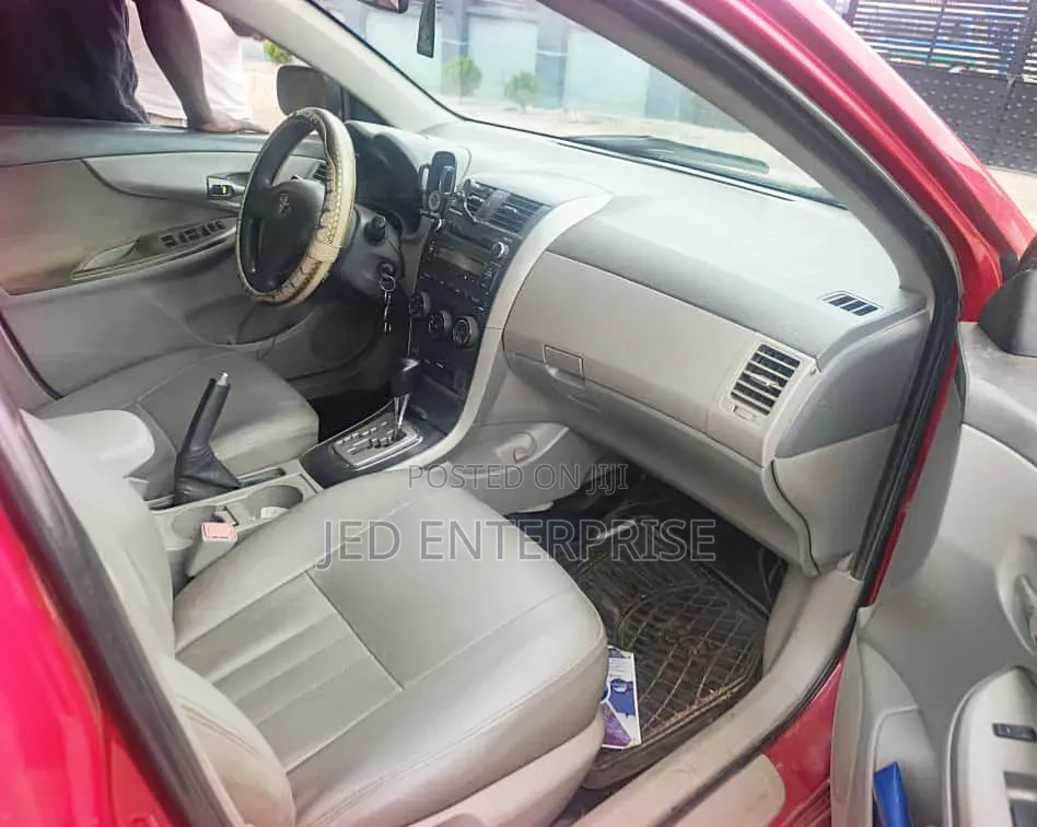 Toyota Corolla 2010 Red