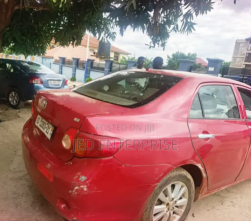 Toyota Corolla 2010 Red