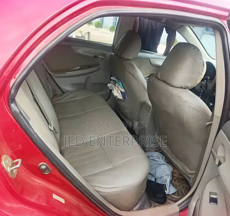 Toyota Corolla 2010 Red