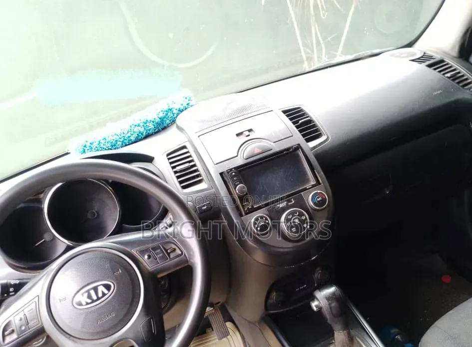 Kia Soul 2011 Brown