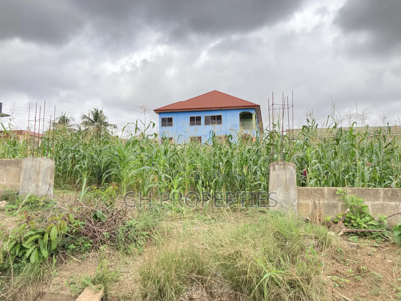 One Plot for Sale at Daban Anyinem.