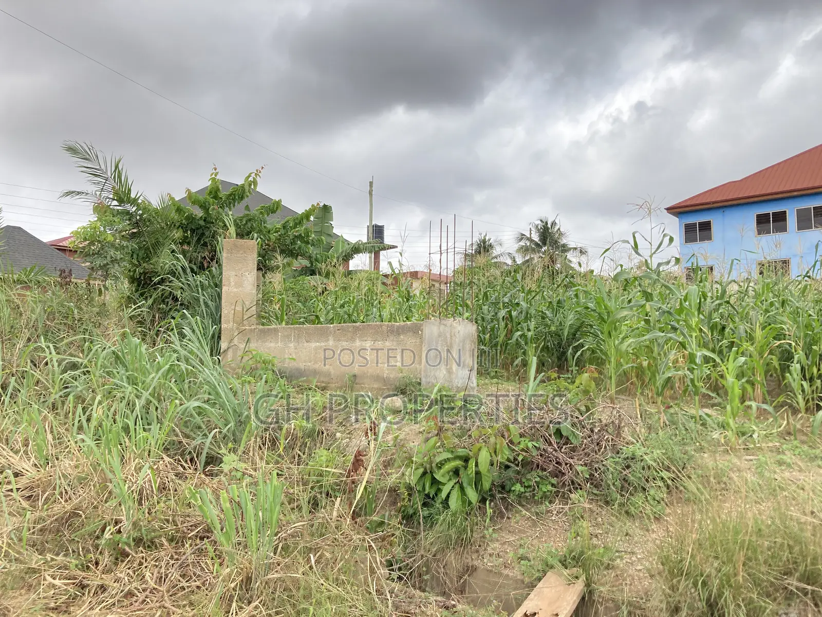 One Plot for Sale at Daban Anyinem.