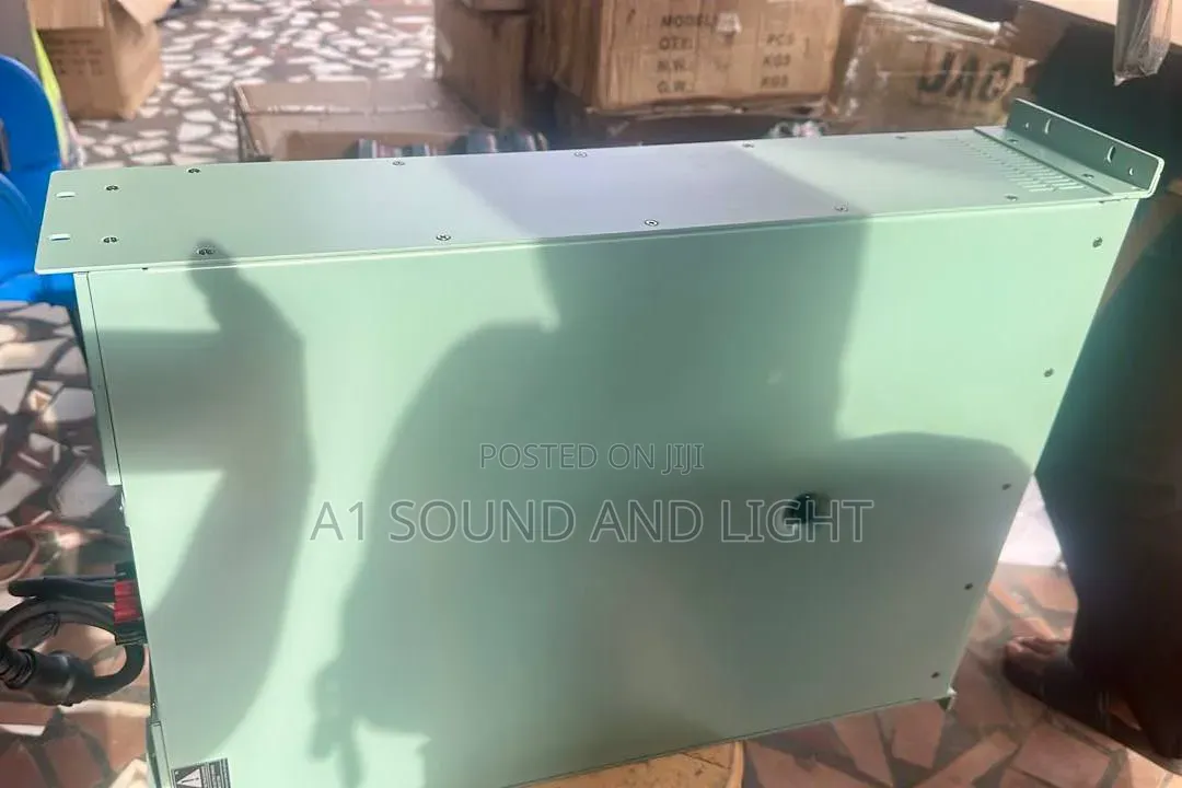 Morgan Power 39.9 Power Amplifier