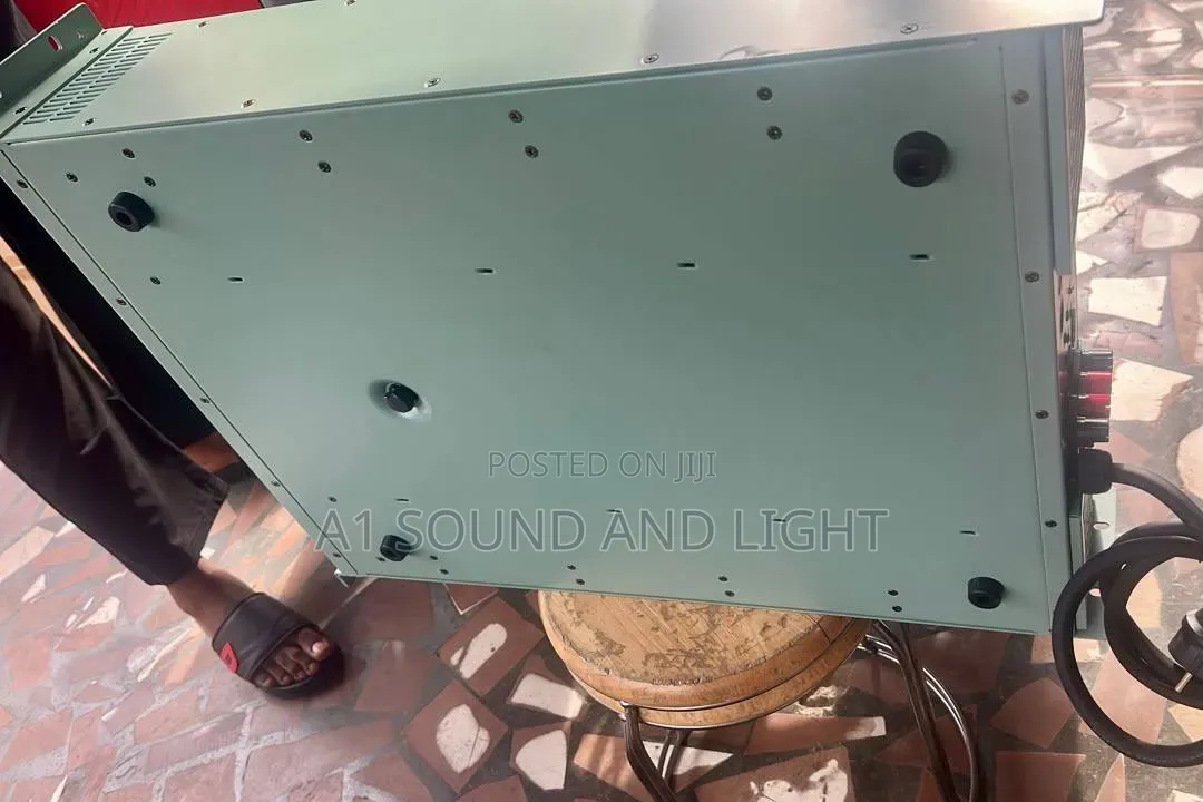 Morgan Power 39.9 Power Amplifier