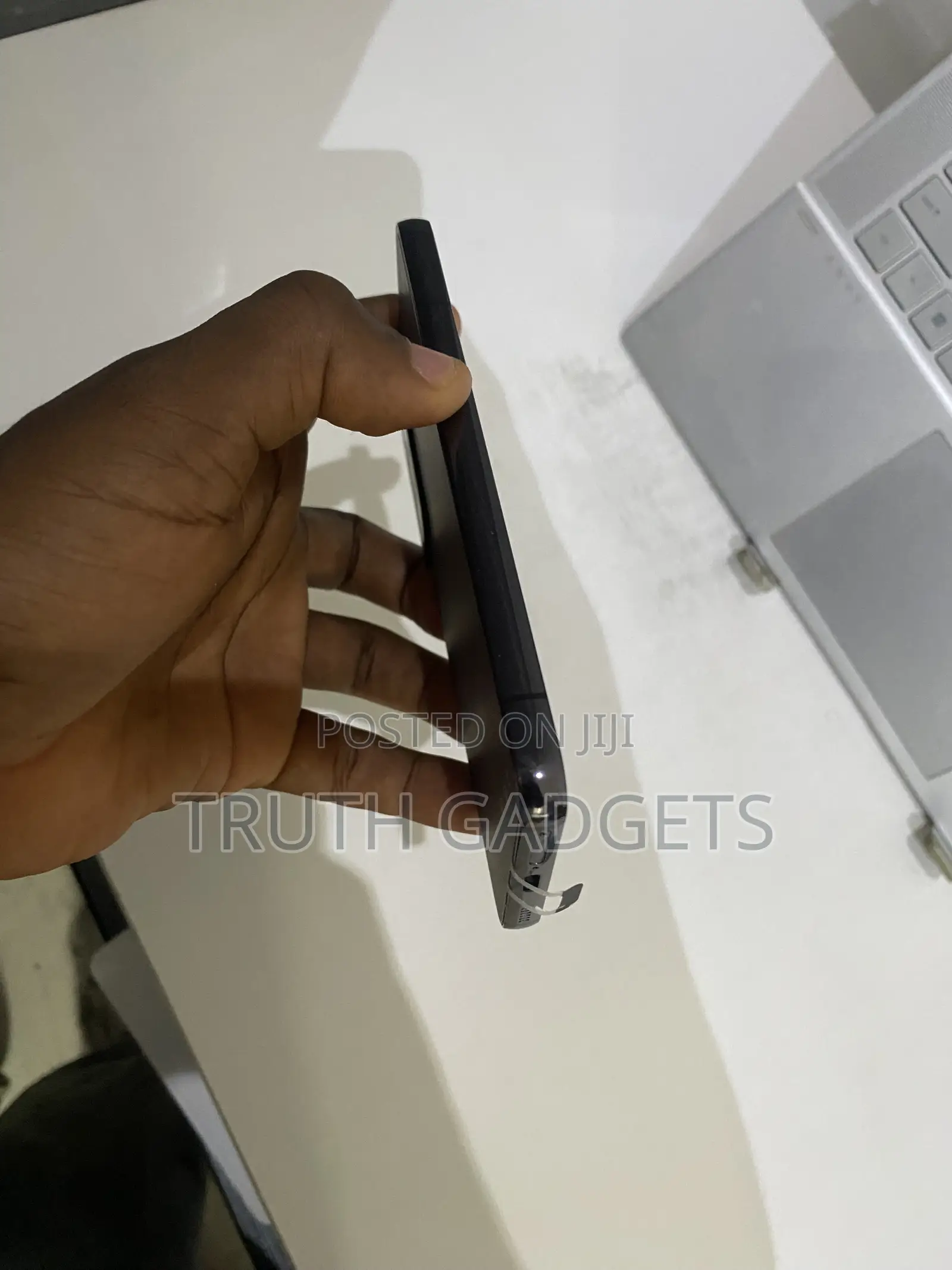 New Samsung Galaxy S22 5G 128 GB Black