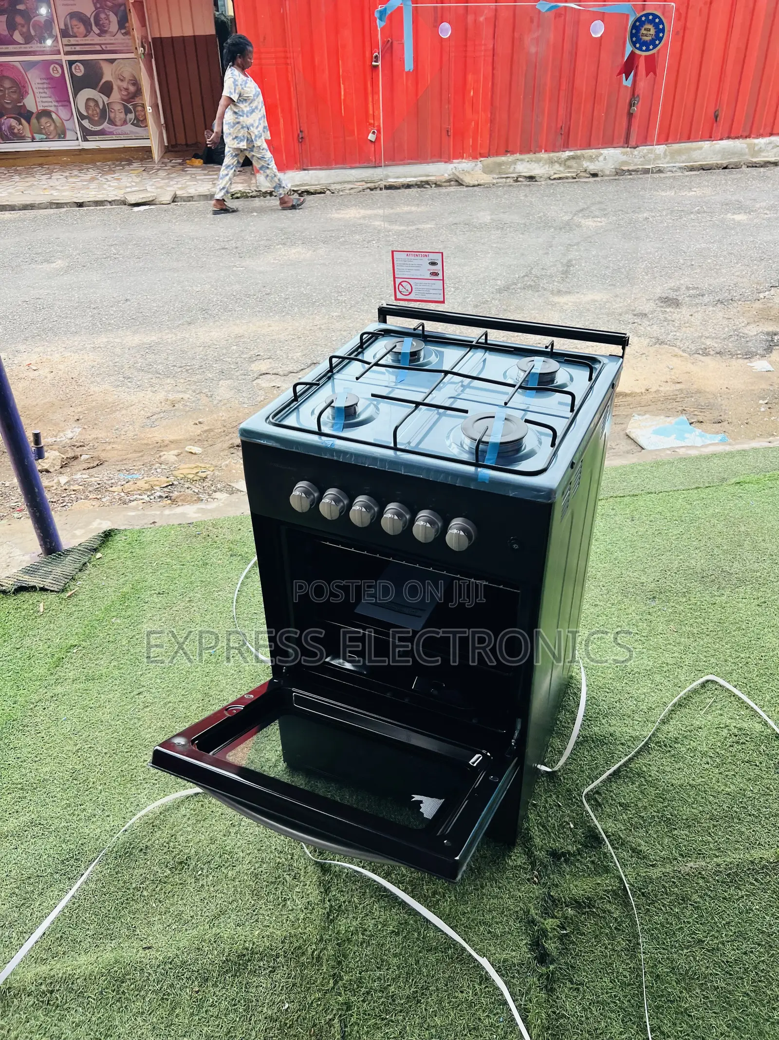 Lovely New Black Volcano Gas Cooker Oven 50/50 4burner
