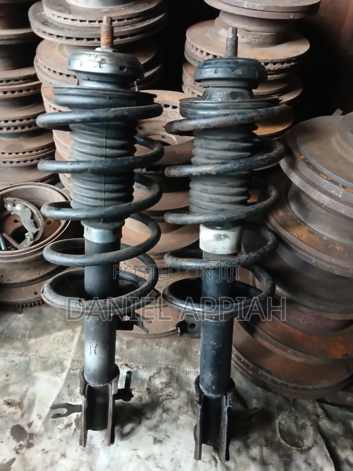 Chevrolet Aveo / Carlos Front Shocks Pair