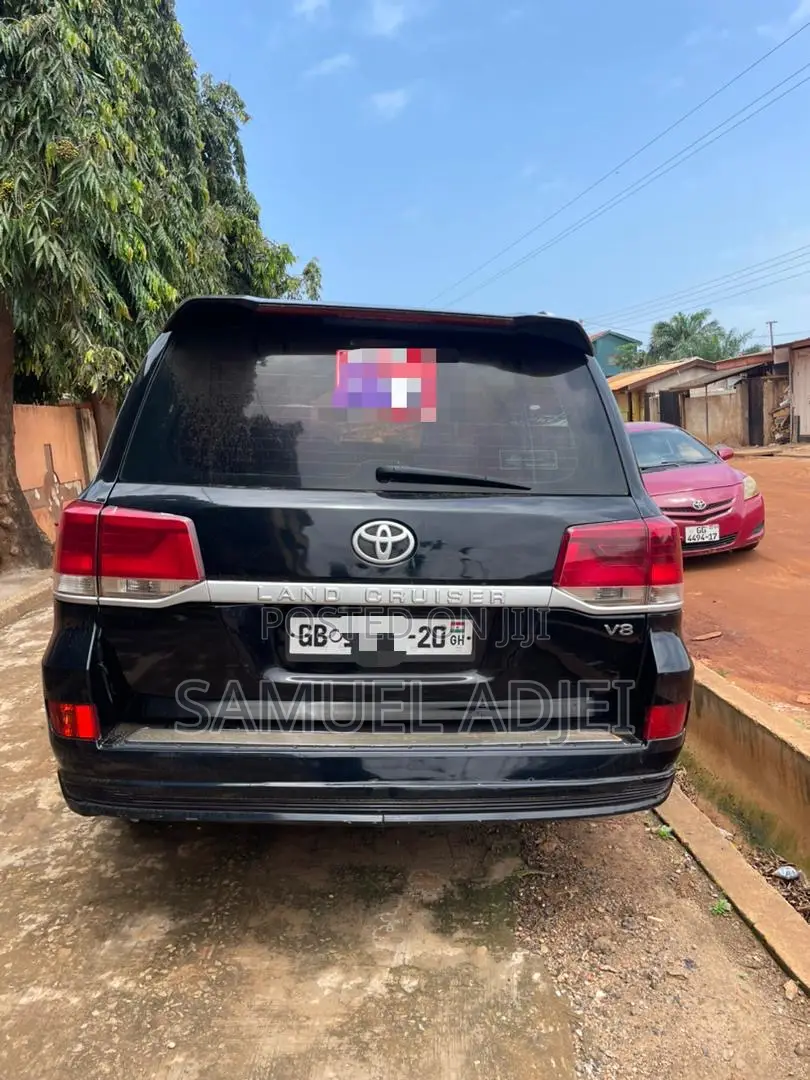Toyota Land Cruiser 2014 Black