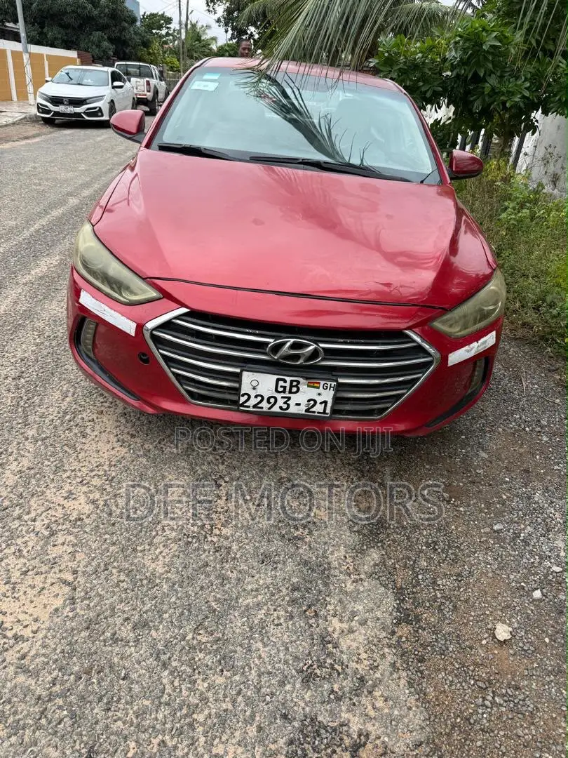 Hyundai Elantra 2018 Red