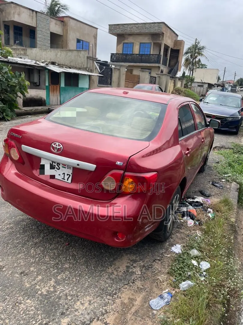 Toyota Corolla 2010 Red