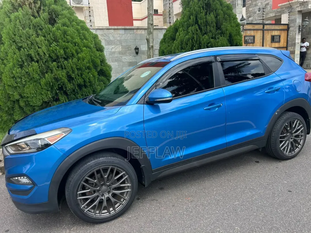 Hyundai Tucson 2016 Blue