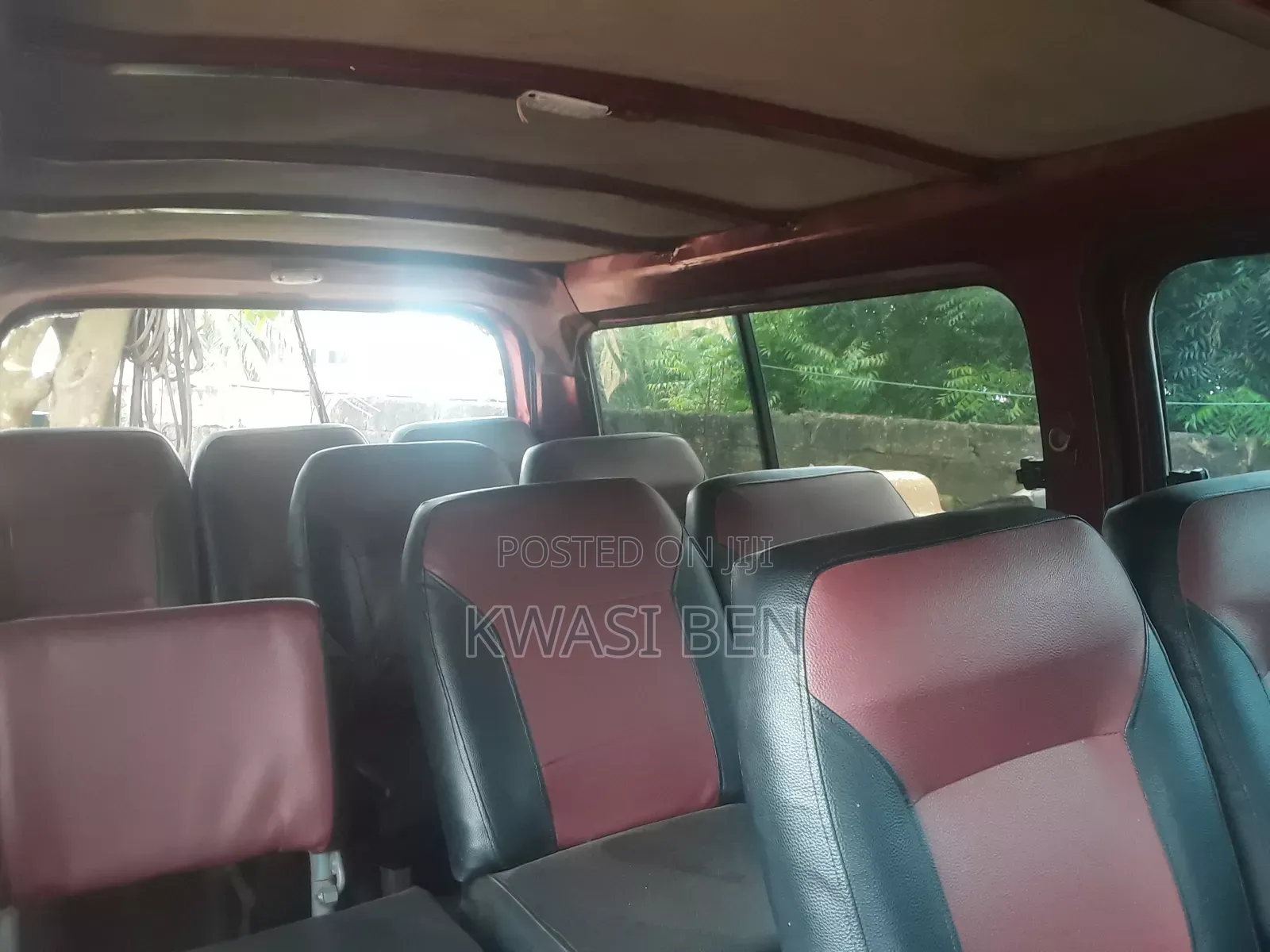 Nissan Caravan (Urvan) 2006 Brown