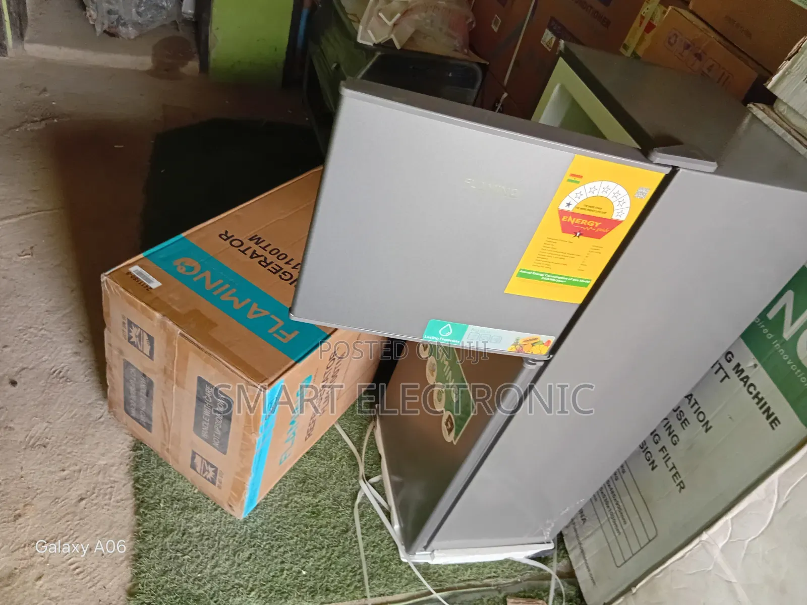 Energy Efficient Flamino Fridge – Top Freezer Design
