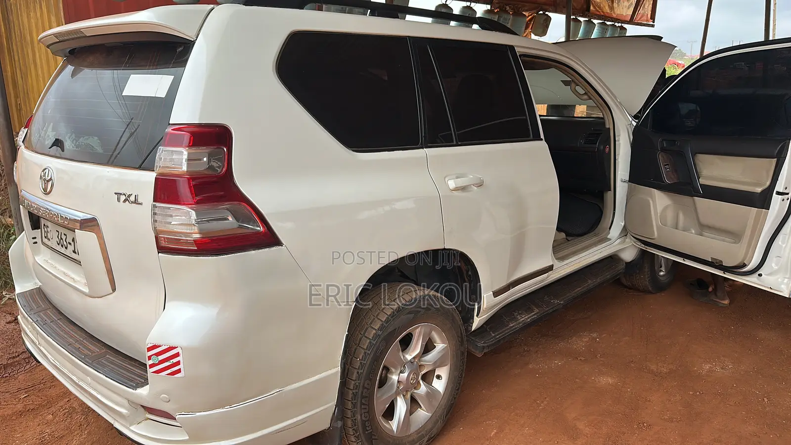 Toyota Land Cruiser Prado 4.0 Petrol TX-L 2012 White