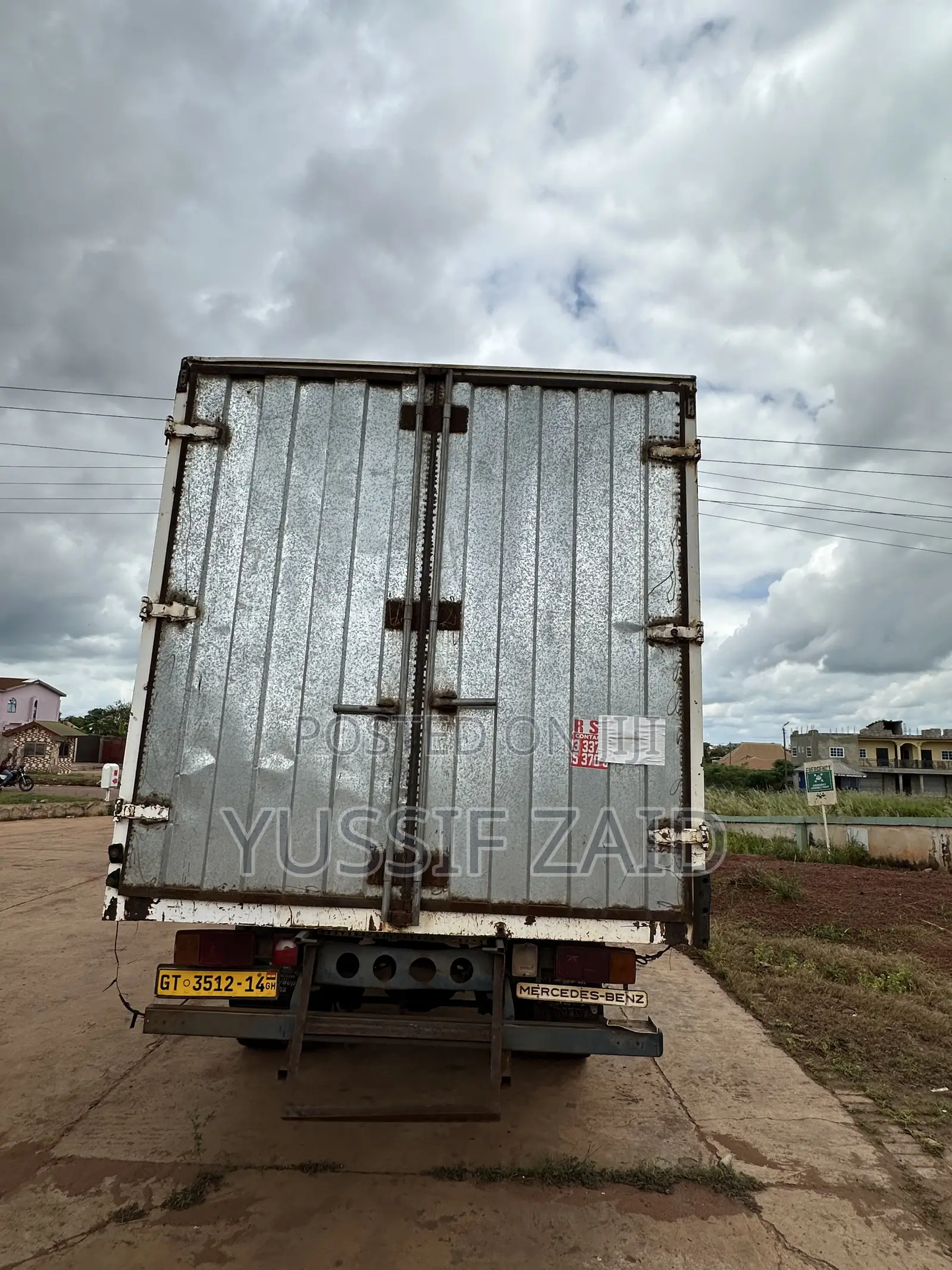 Mercedes Benz Container