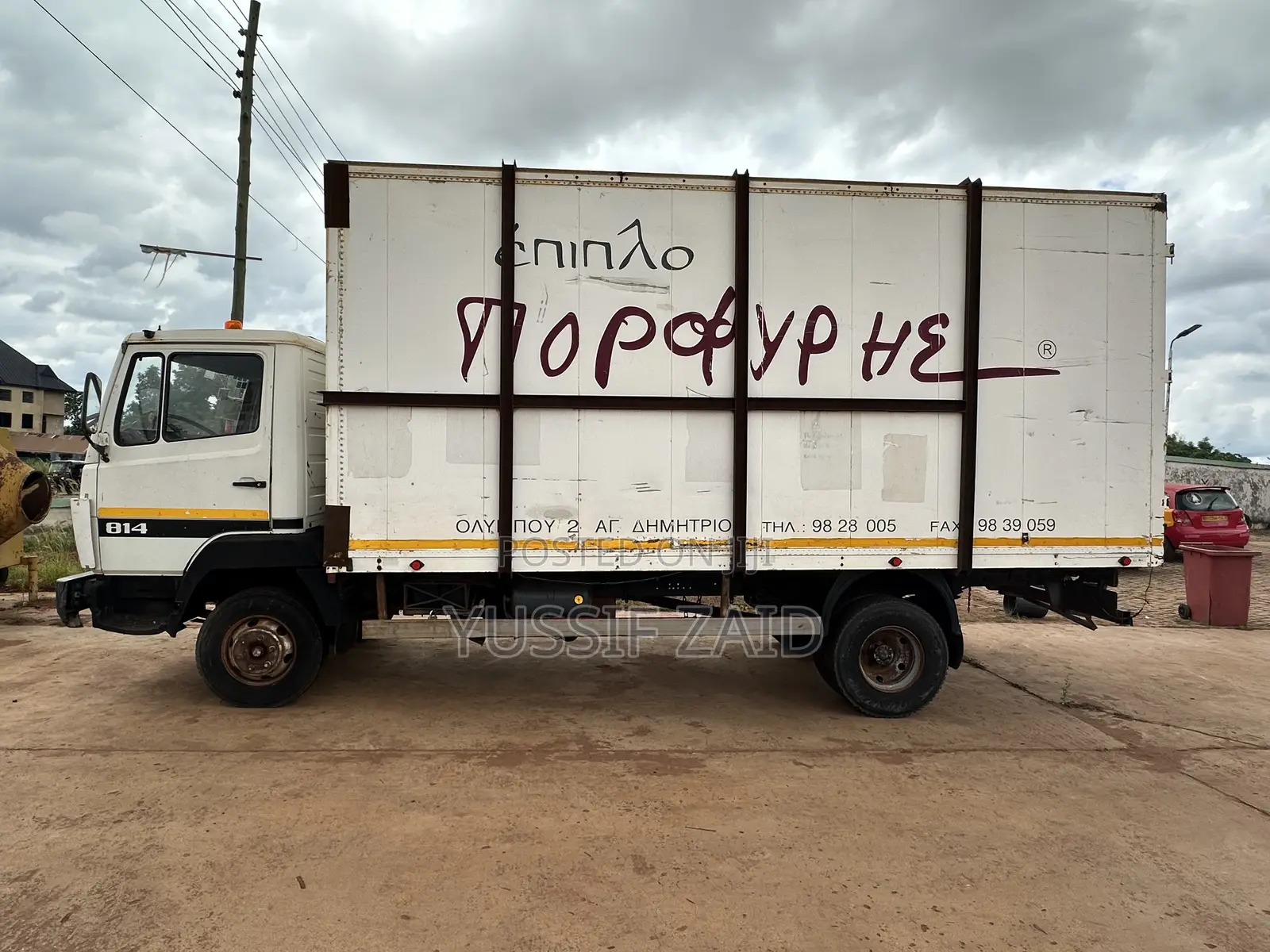 Mercedes Benz Container