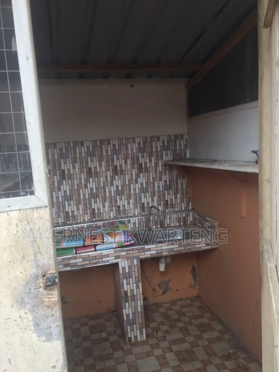 1bdrm House in Super Elite Estate, Lapaz for rent