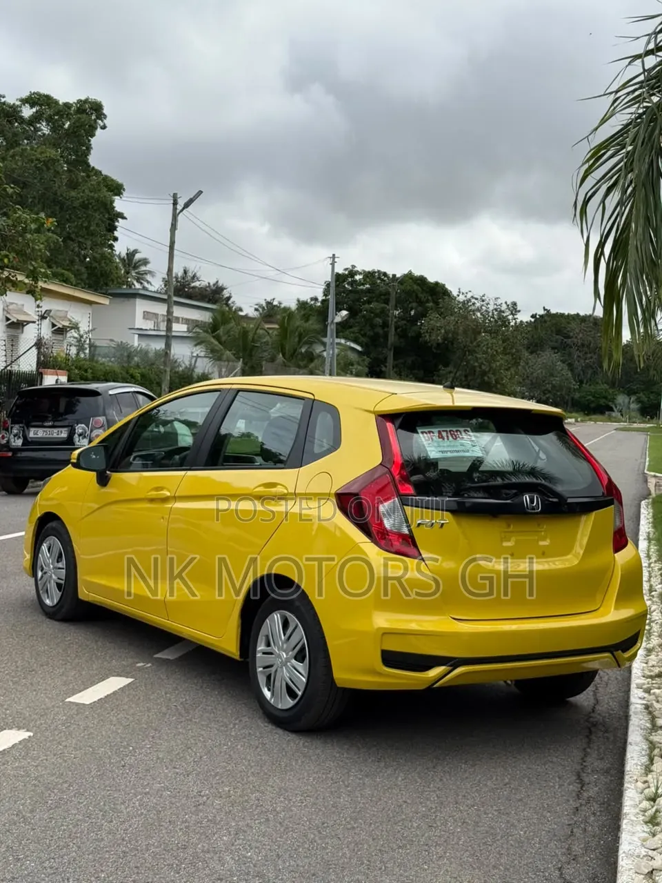 Honda Fit 2018 Yellow