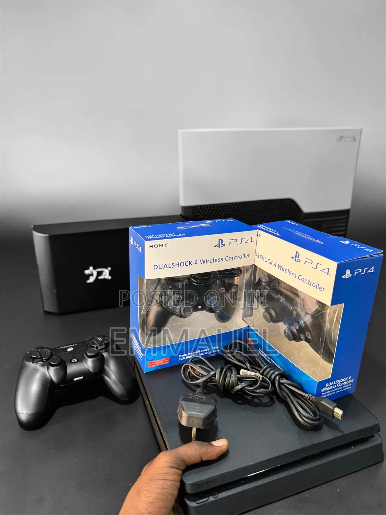 Play Station 4