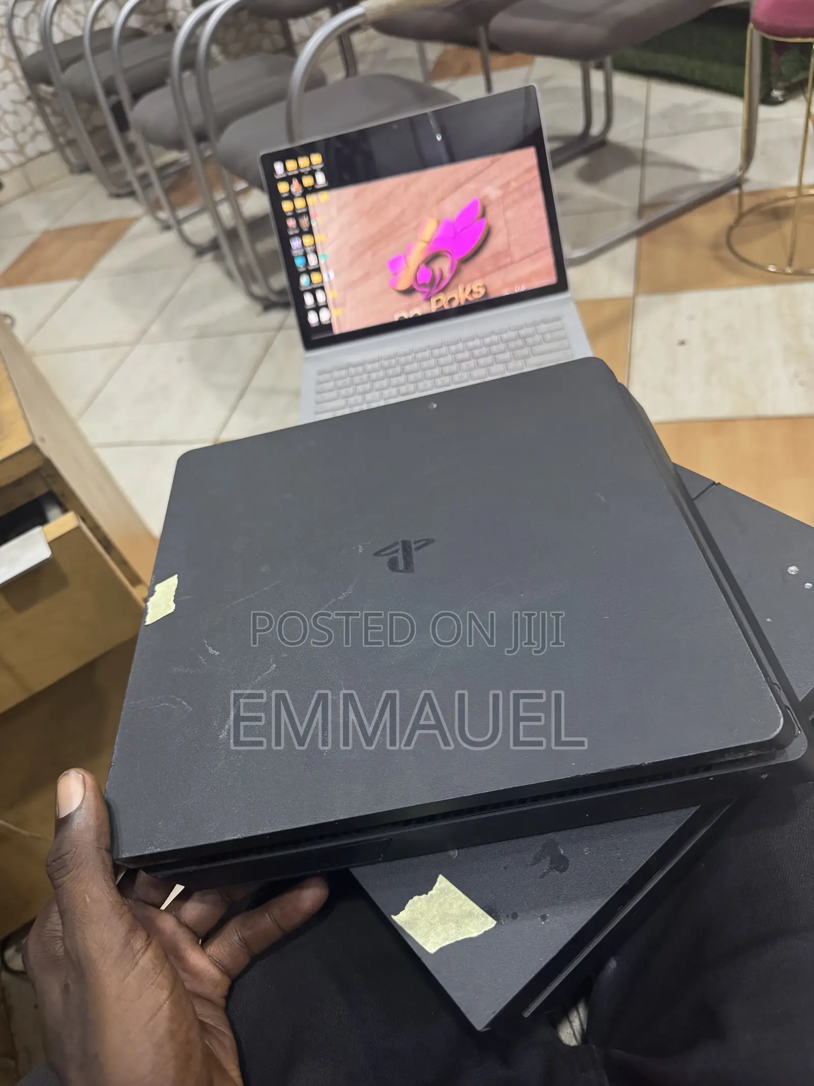 Play Station 4