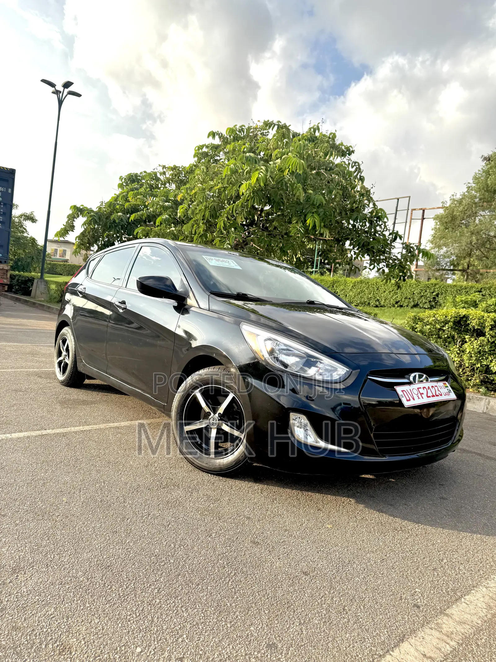 Hyundai Accent SE Hatchback 2016 Black