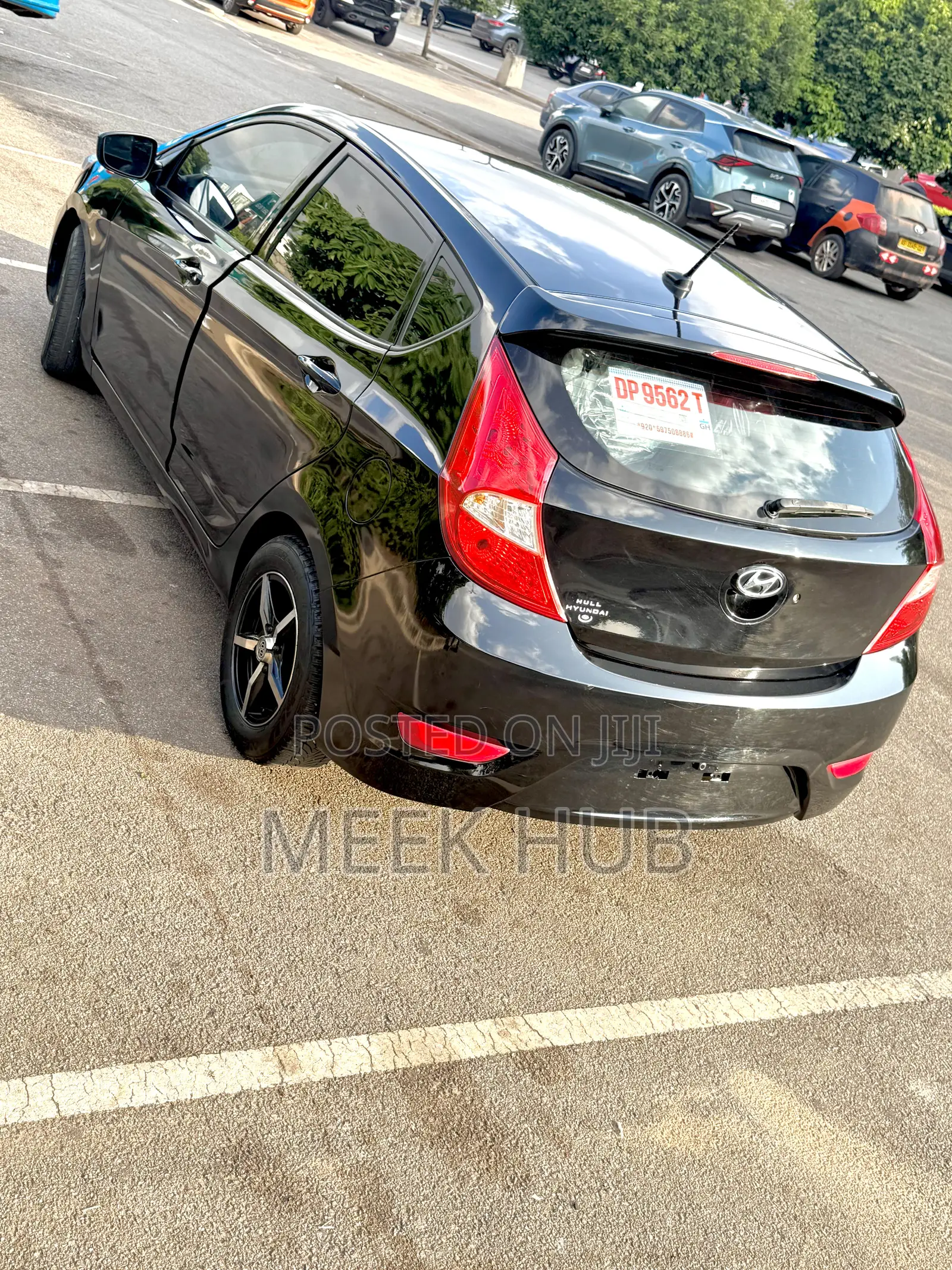 Hyundai Accent SE Hatchback 2016 Black