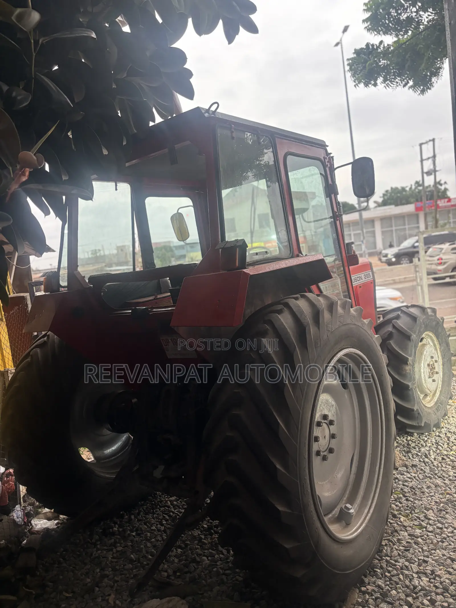 Massey Ferguson 265
