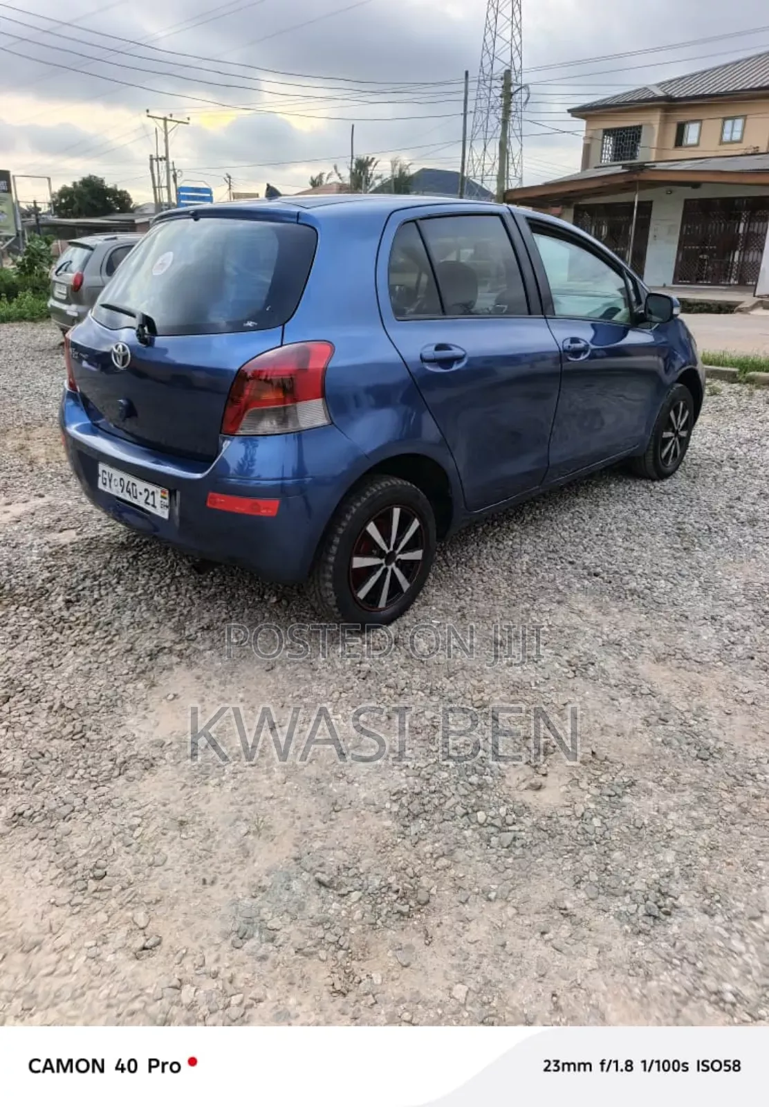 Toyota Vitz 2010 Blue