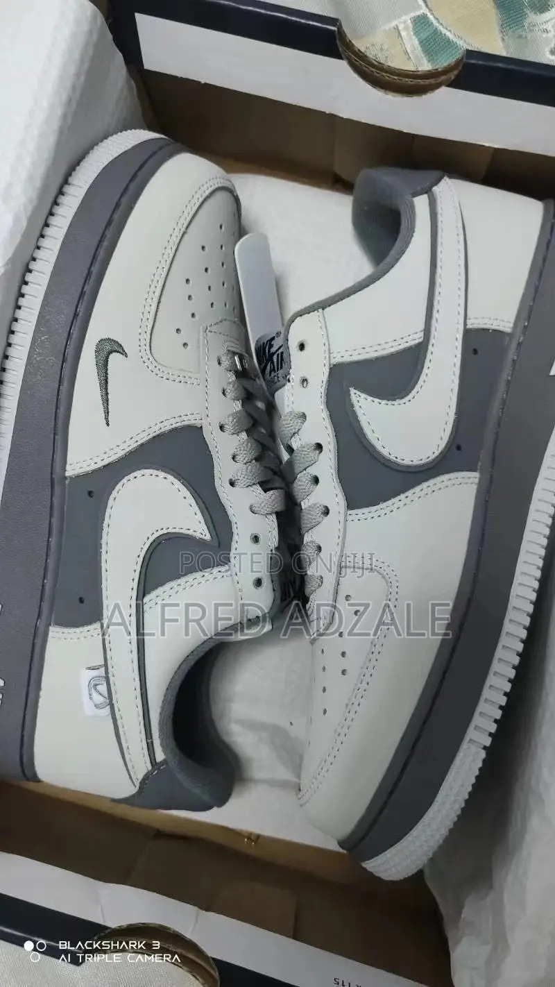Nike Air Force 1 Sneaker