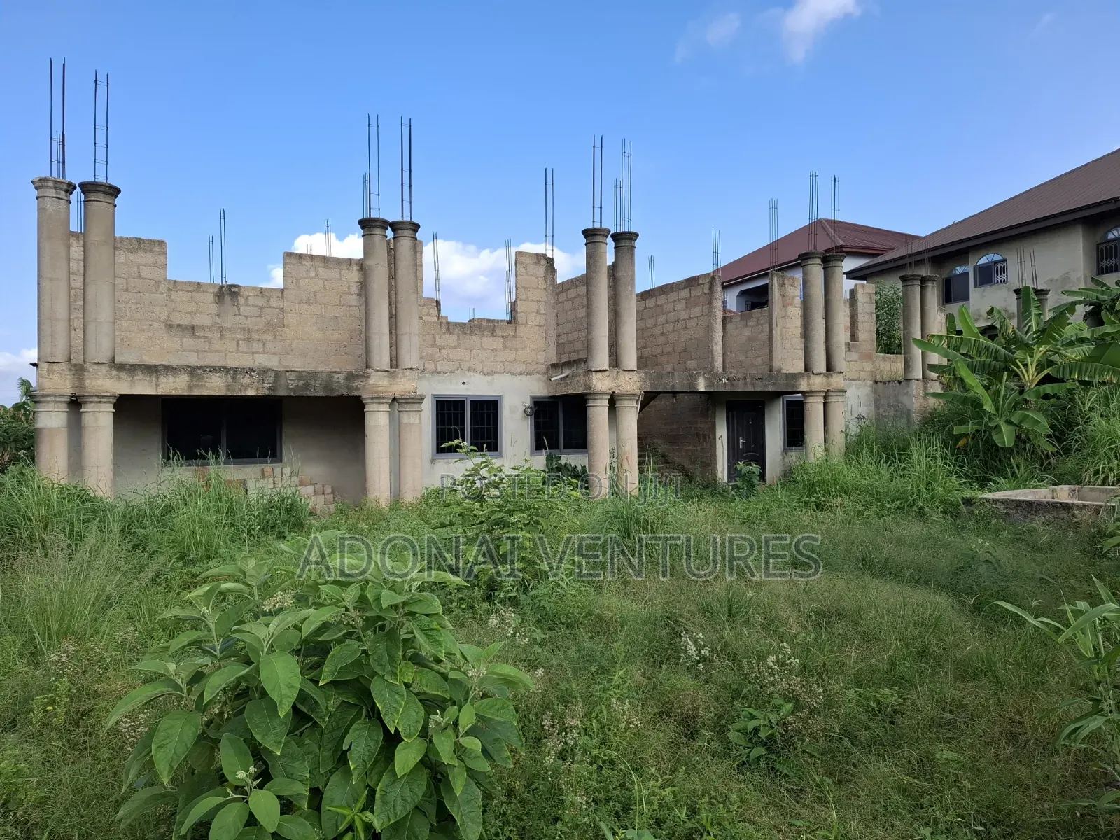 8bdrm House in Sokoban Aboabo, Kumasi Metropolitan for sale