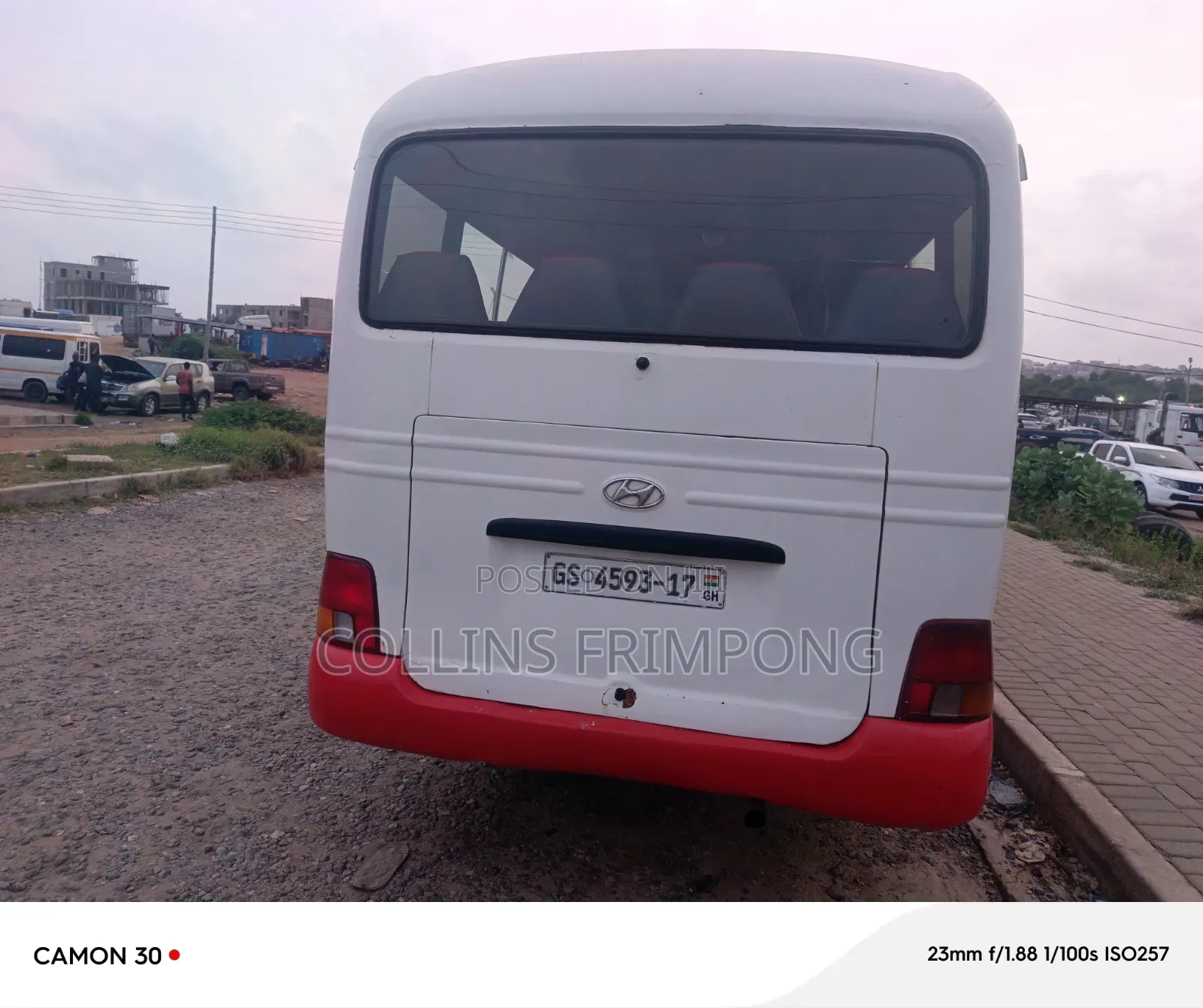 Hyundai County 2011 White