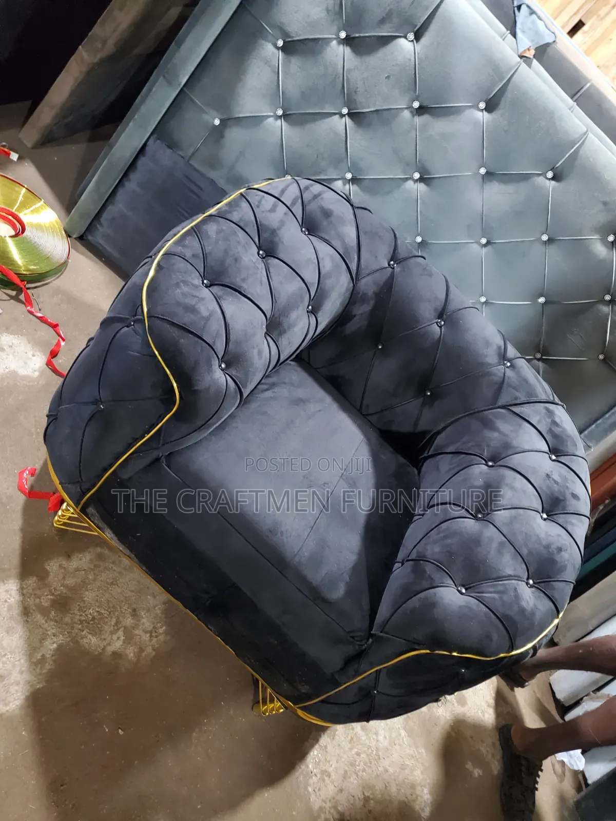 Luxury Single Sofa