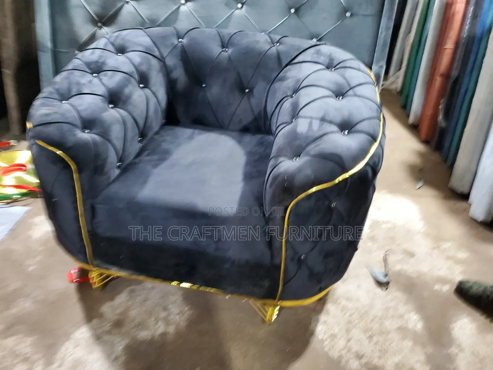 Luxury Single Sofa