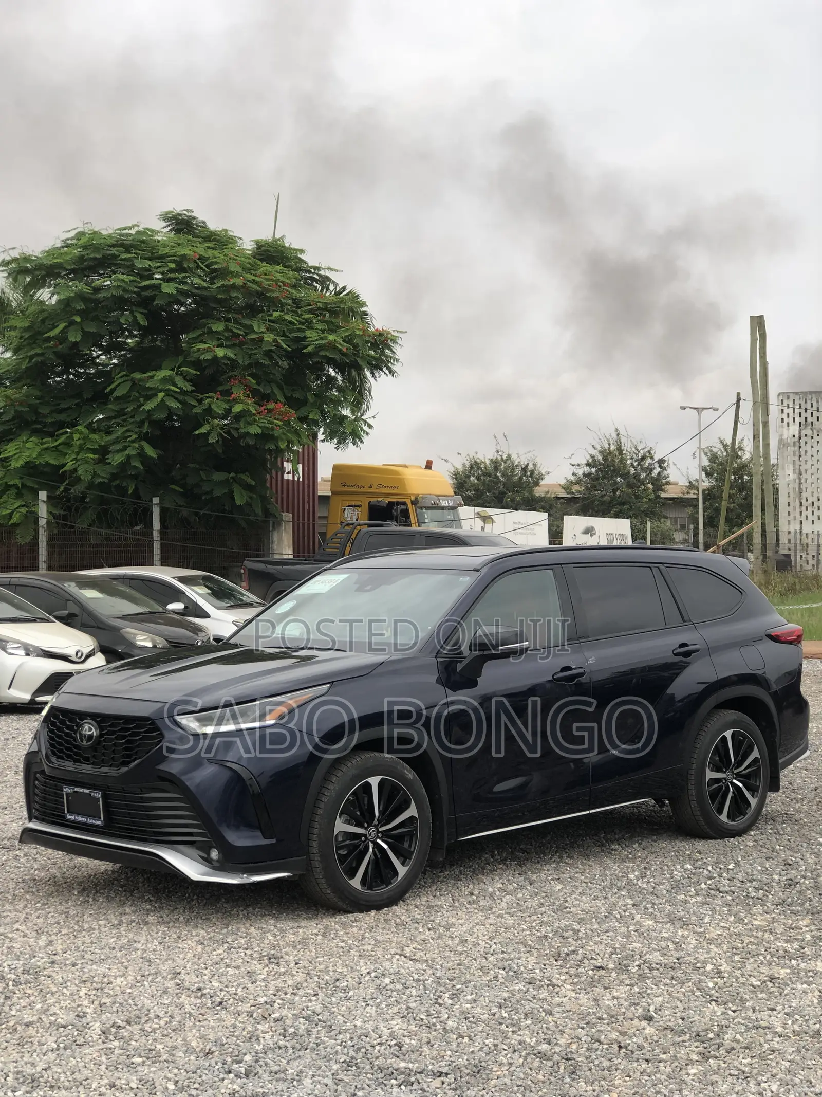 Toyota Highlander XSE 2022 Blue