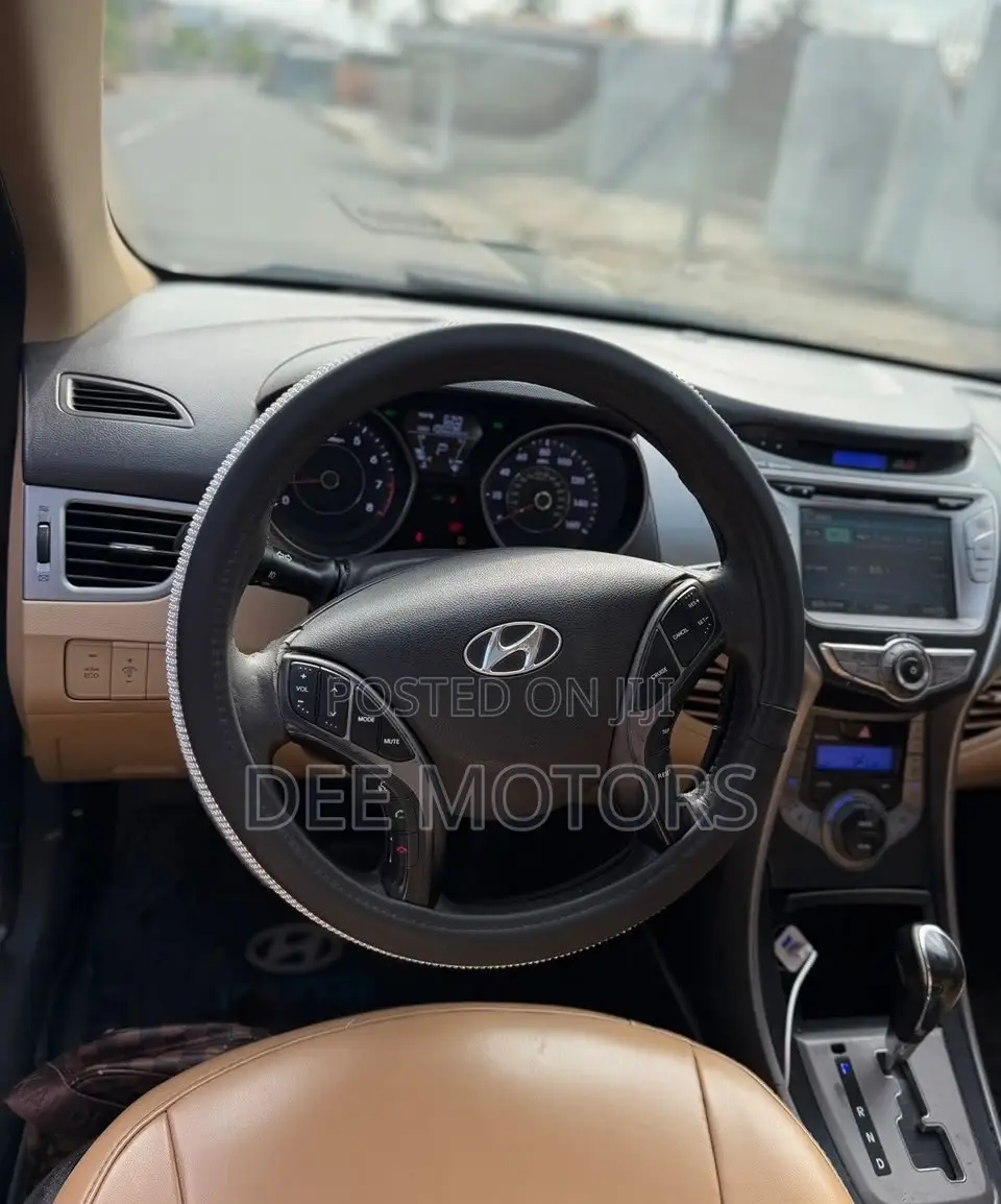 Hyundai Elantra 2013 Black