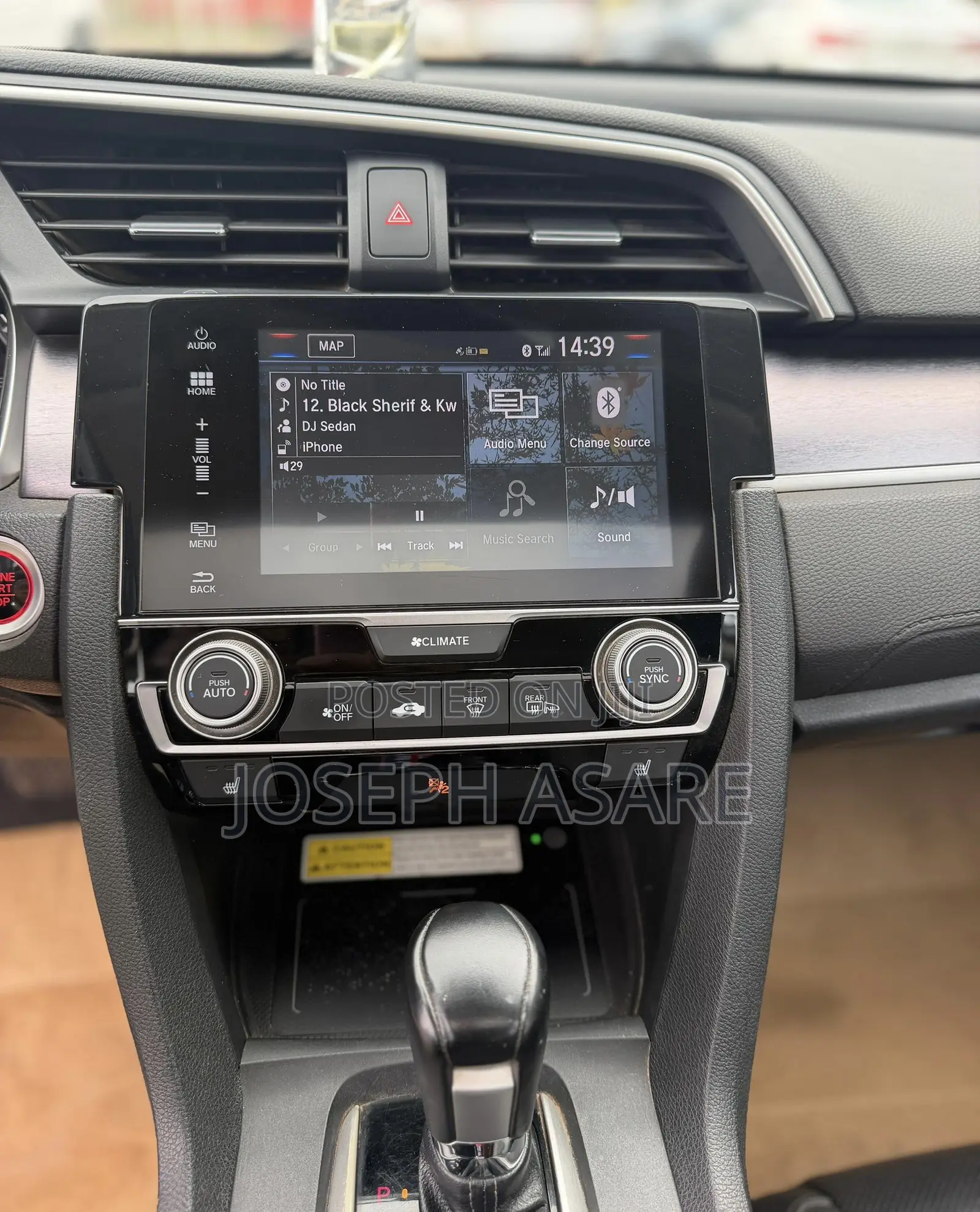 Honda CR-V Touring 4dr SUV (1.5L 4cyl CVT) 2017