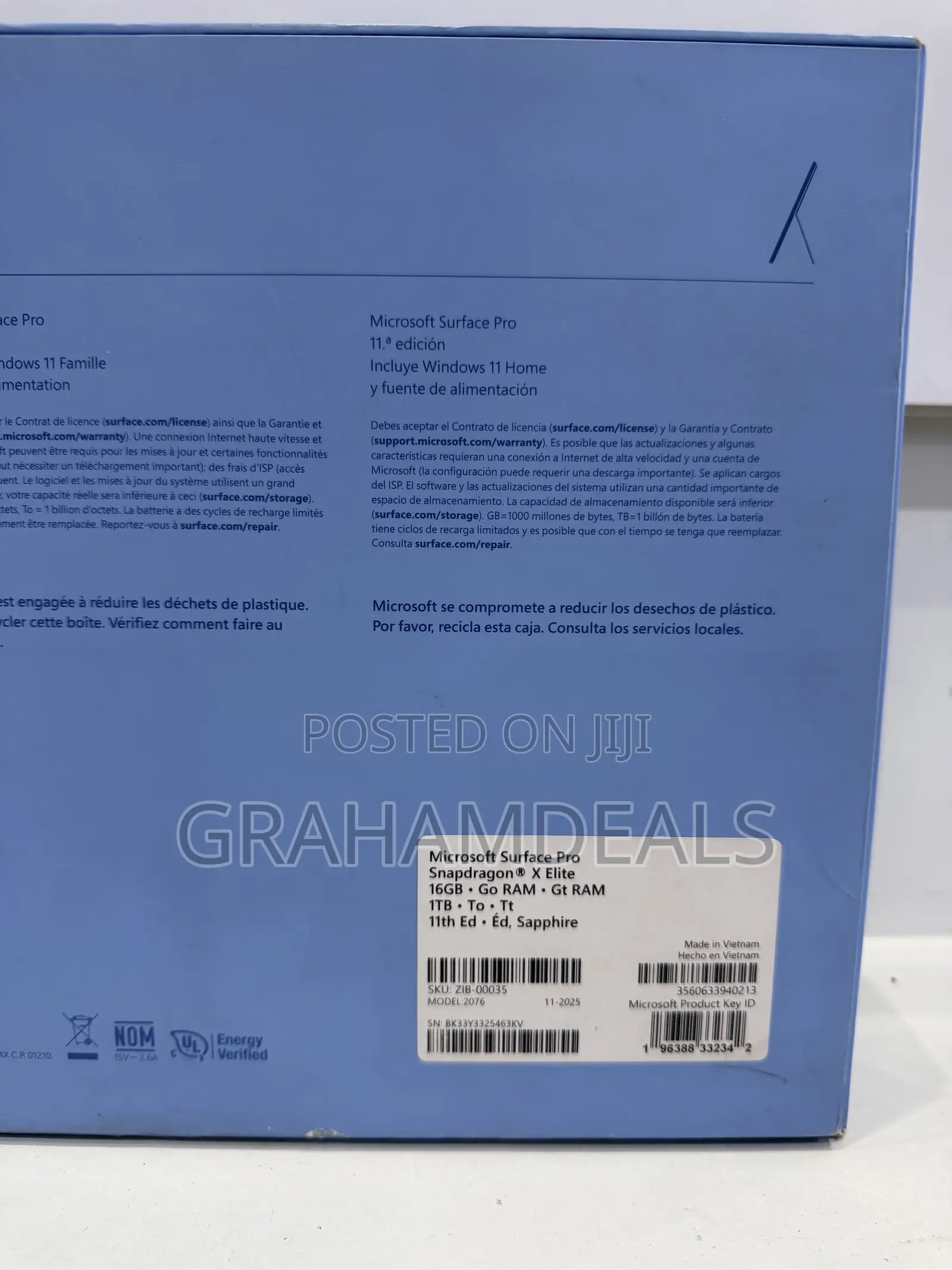 New Microsoft Surface Pro 11th Edition, a Copilot+ PC 16GB SSD 1T
