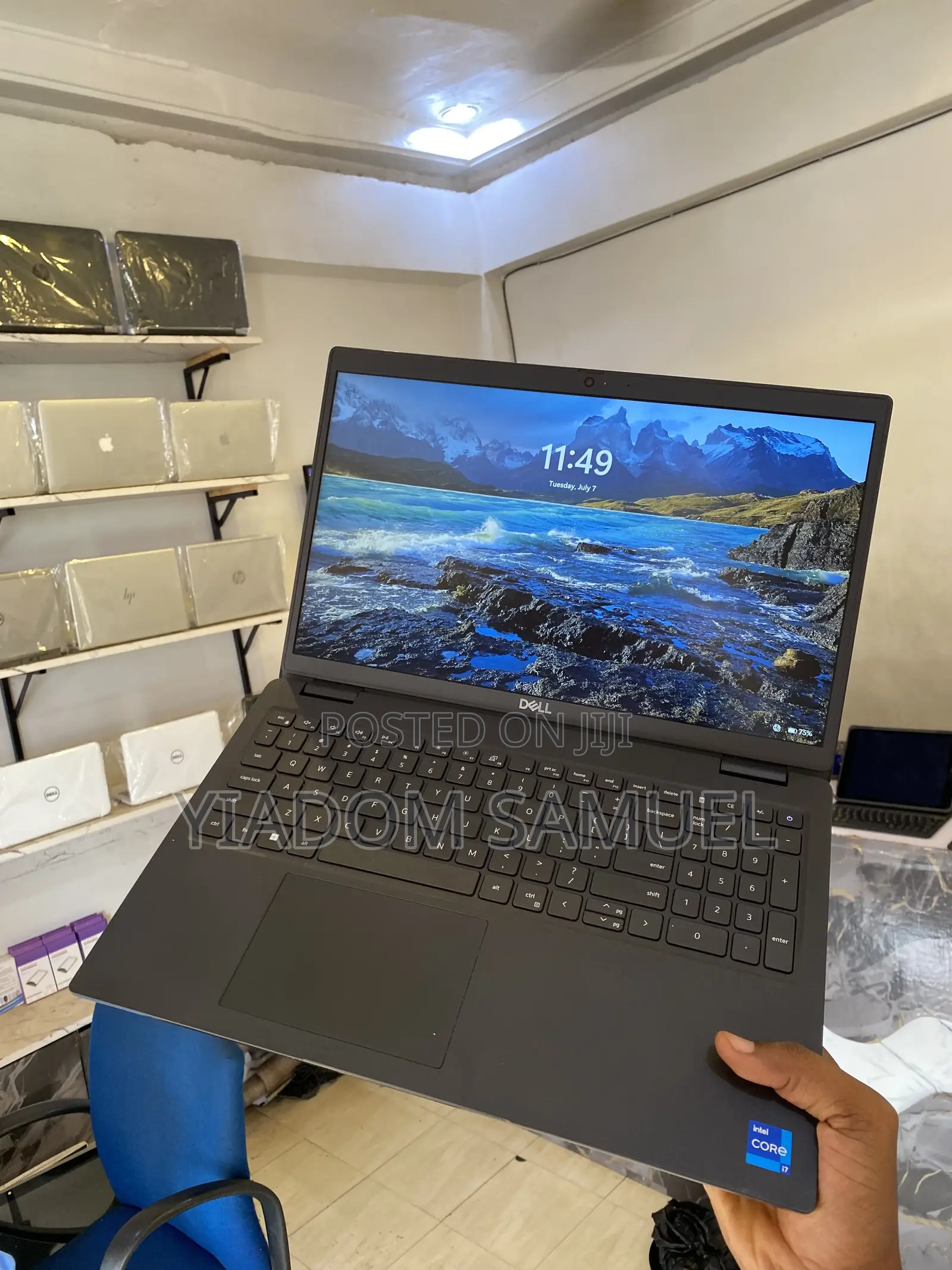 Laptop Dell Latitude 3520 8GB Intel Core i7 SSD 256GB