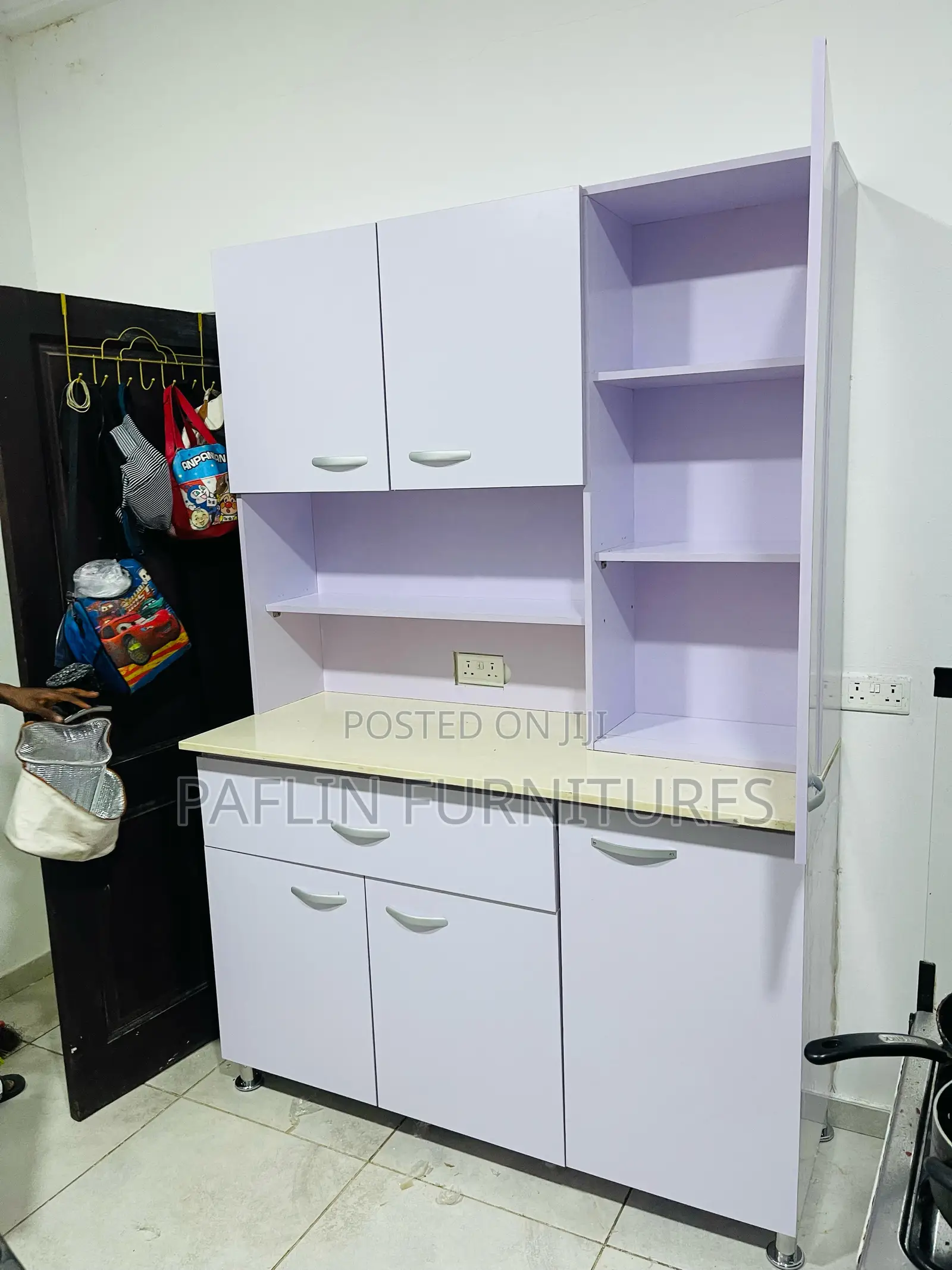 Quality Kitchen Cabinets Top and Down