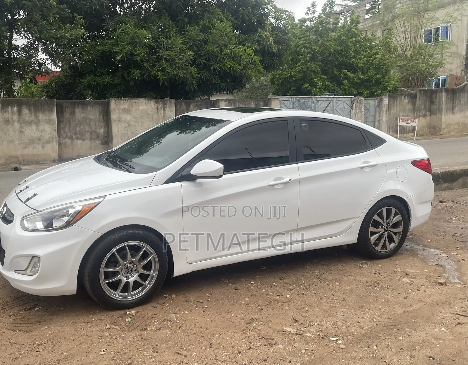 Hyundai Accent SE Sedan 2017 White