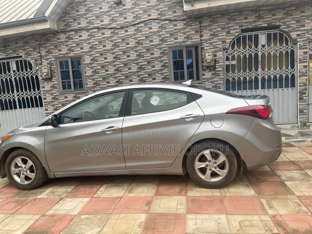 Hyundai Elantra SE 4dr Sedan (1.8L 4cyl 6A) 2015 Silver