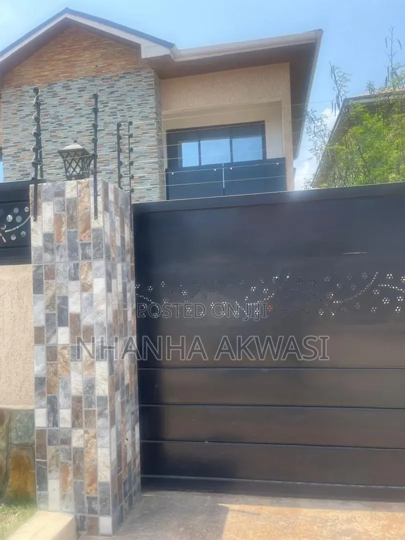 3bdrm House in Spintex, Sakumono for rent
