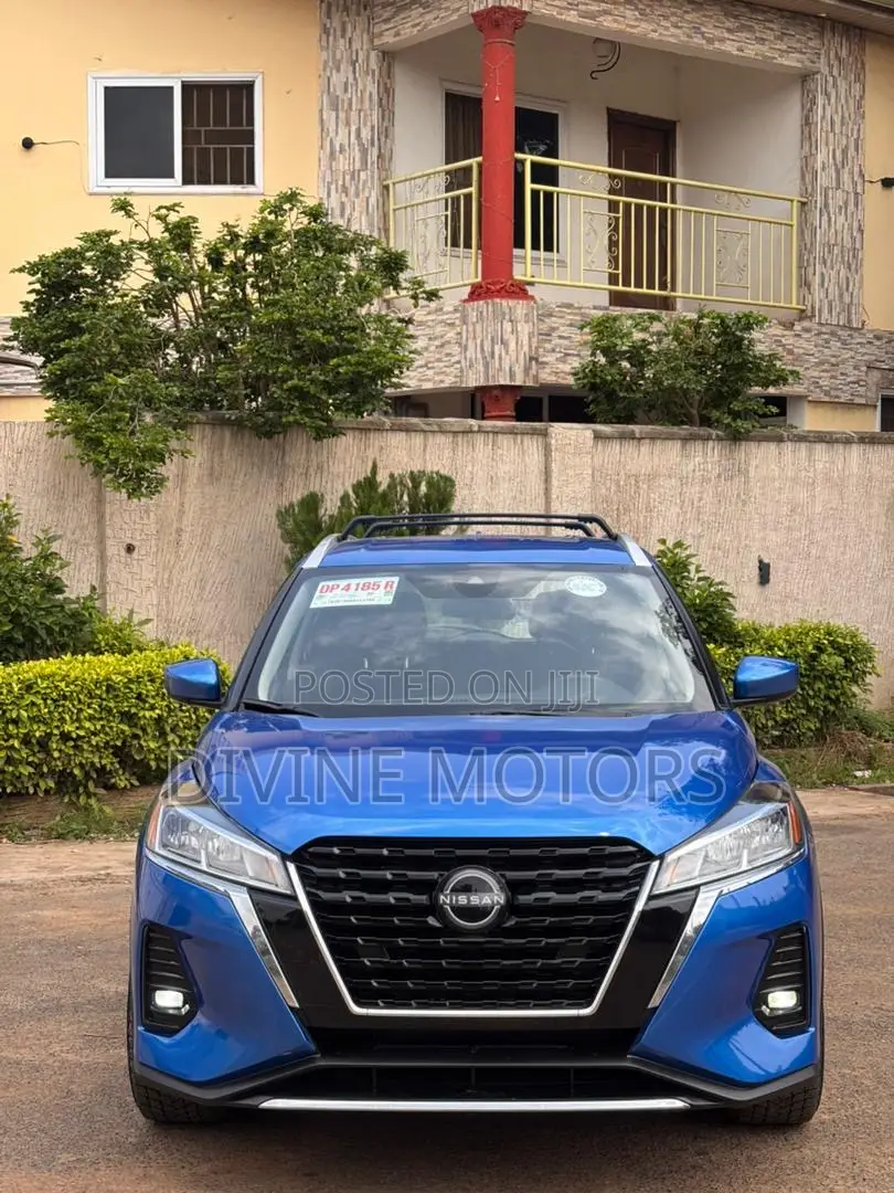 Nissan Kicks SV 2023 Blue
