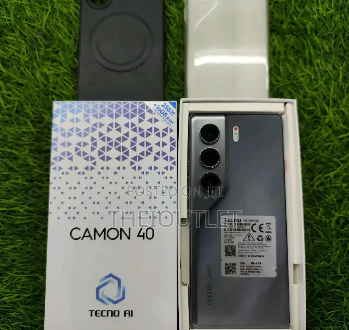 New Tecno Camon 40 128 GB White