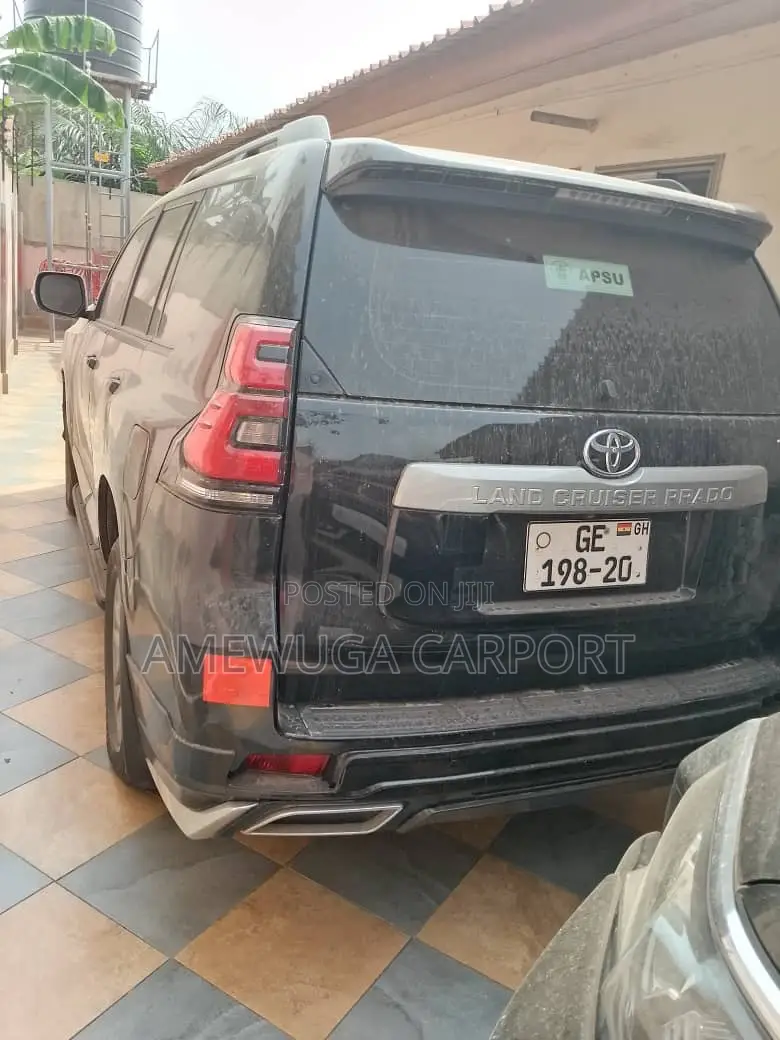 Toyota Land Cruiser Prado 2.7 2020 Black