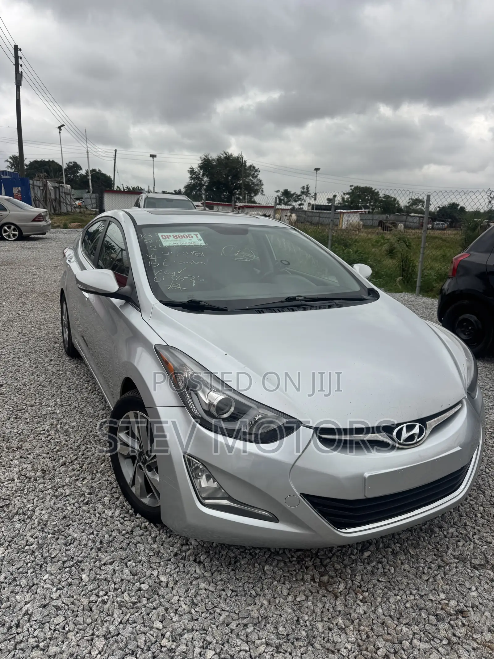 Hyundai Elantra Limited Sedan FWD (1.8L 4cyl 6A) 2016 Silver